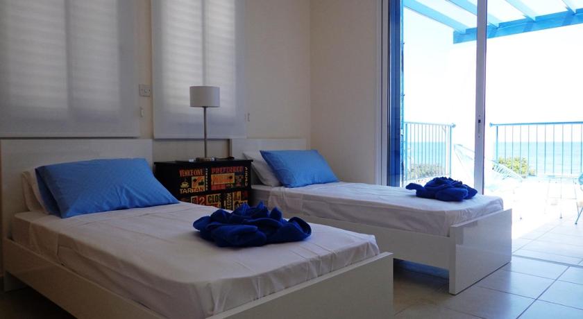 Latchi Riviera Beach Villa No.2 photo