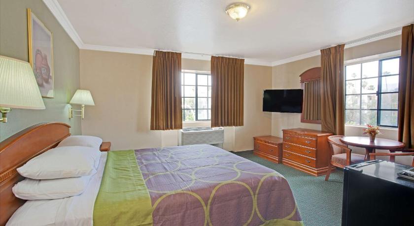 Image of King Accessible Room 1