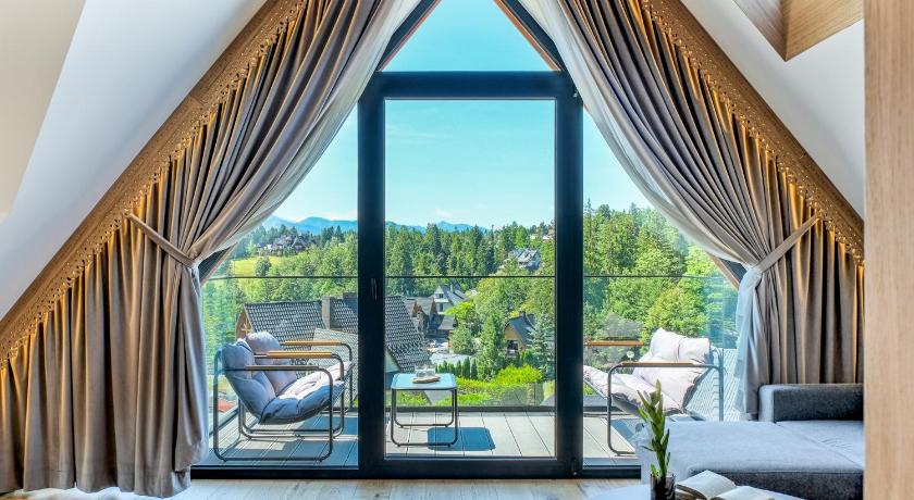 扎科帕内 Apartamenty 3 Owce 5星级 民宿 泳池