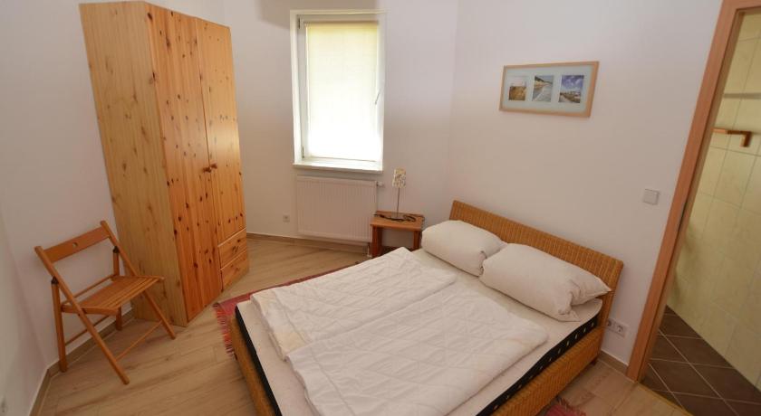 Image of One-Bedroom Apartment 5