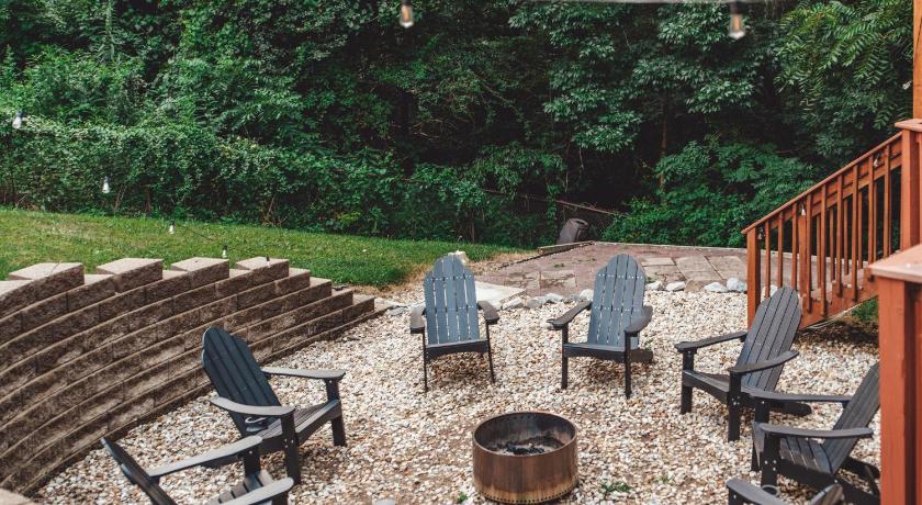 로건 (OH) Bigfoot's Hideout - A Hocking Hills Escape 5성급 숙소 부대시설