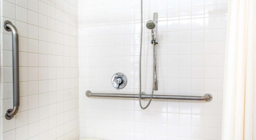 Americas Best Value Inn Sparks photo