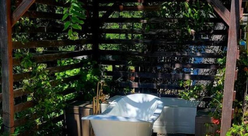 그라스 밸리 (CA) The Gold heart of Grass Valley w outdoor bathtub 4성급 숙소 수영장