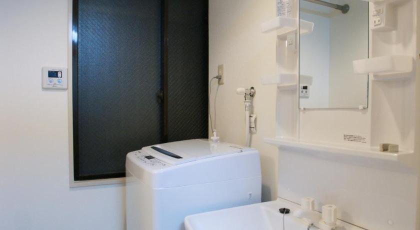 Osaka Osaka - Apartment / Vacation STAY 65839 2-Star Single Room pool