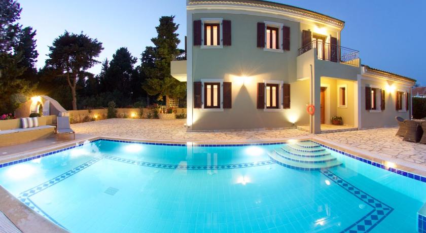 Image of Three-Bedroom House 11