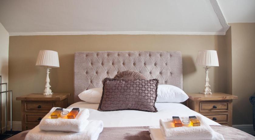 Image of Double Room with Bath 1