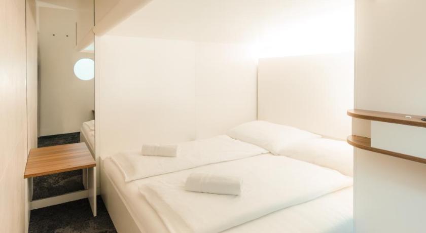 Grand Pods - Stylish Sleeping Concept