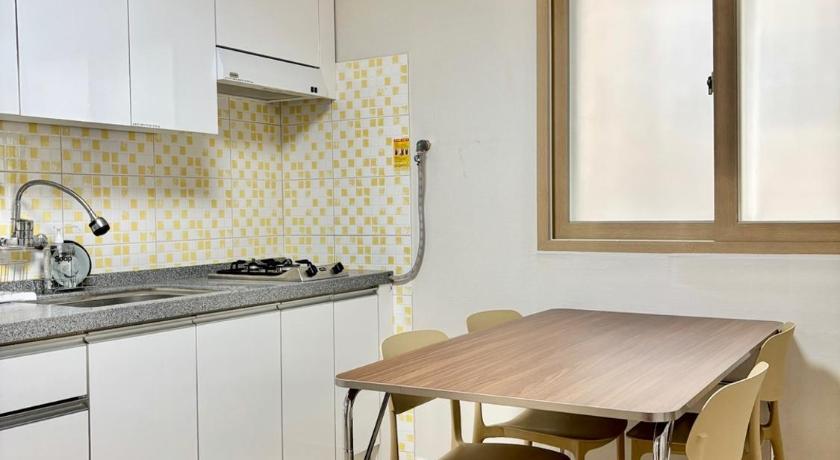 Gyeongsan Daegu Gyeongsan Stay 4-Star Guesthouse room