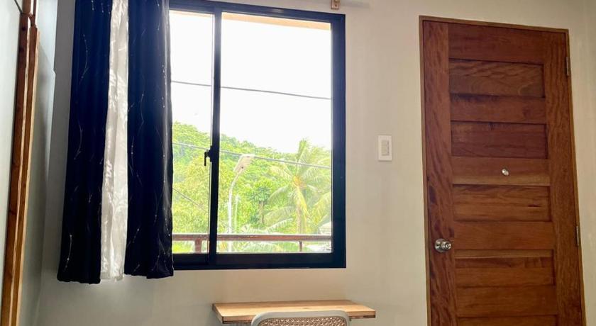Image of Deluxe Triple Room 16