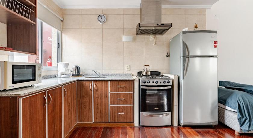 Image of Apartment with Balcony (5 Adults) 5