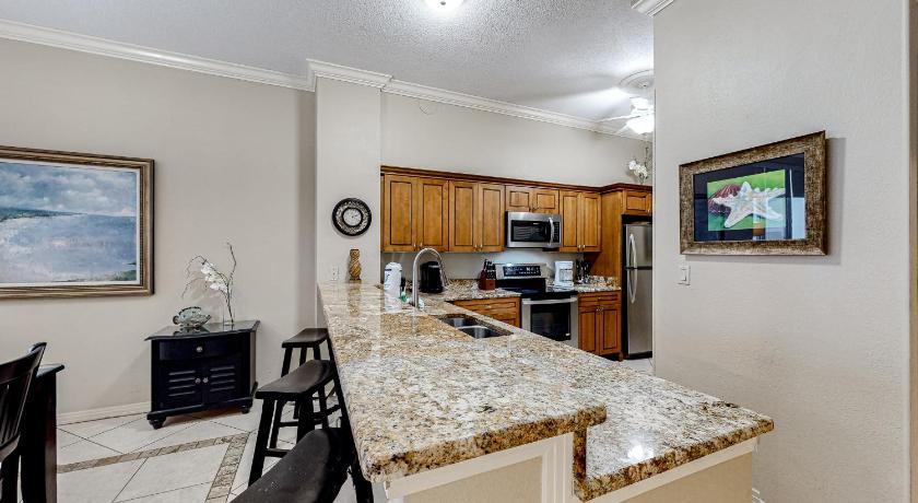 Image of Three-Bedroom Apartment 16