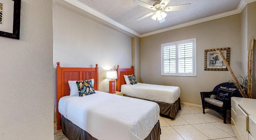 Image of Three-Bedroom Apartment 24