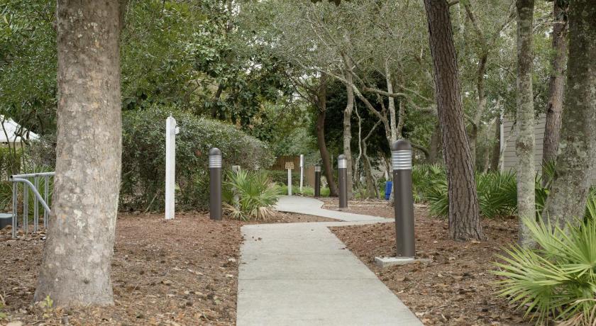 Image of Three-Bedroom Apartment 32