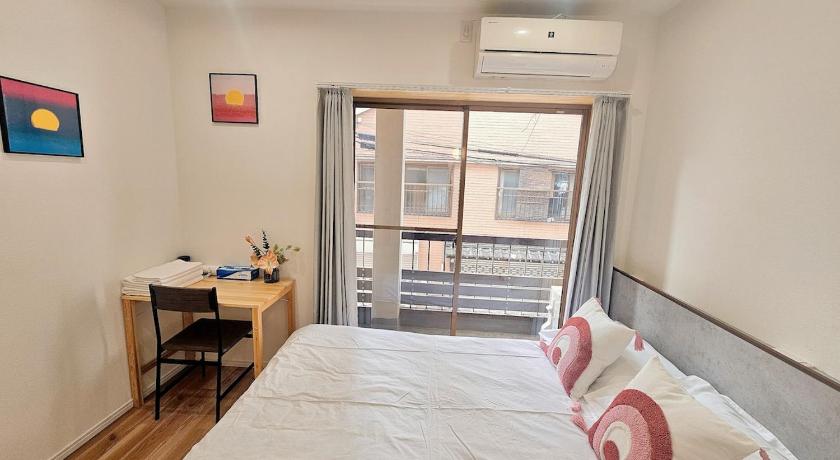 도쿄 / 동경 浅草花日美居 Asakusa Hanichi 203 Room, 4 min walk to Asakusa Temple, direct subway to Narita and Haneda Ai 숙소 객실