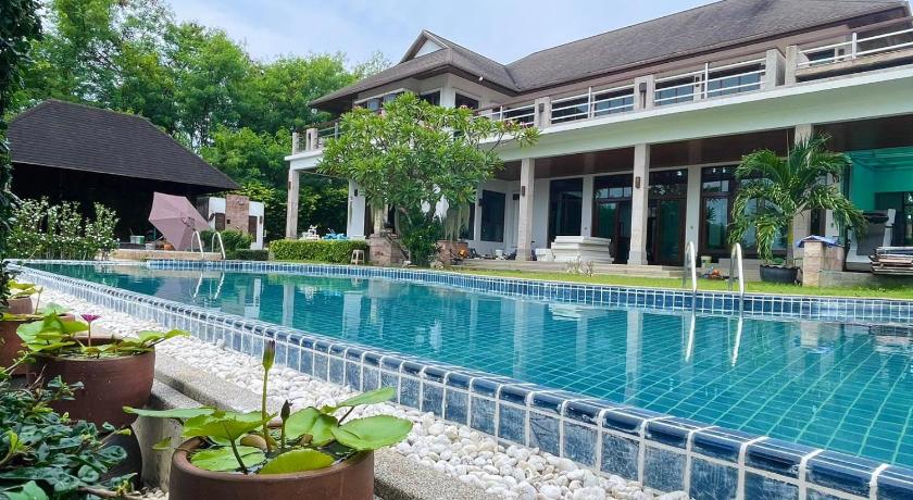 プーケット Kiri Anda Villa Phuket 4つ星 ゲストハウス ロビー