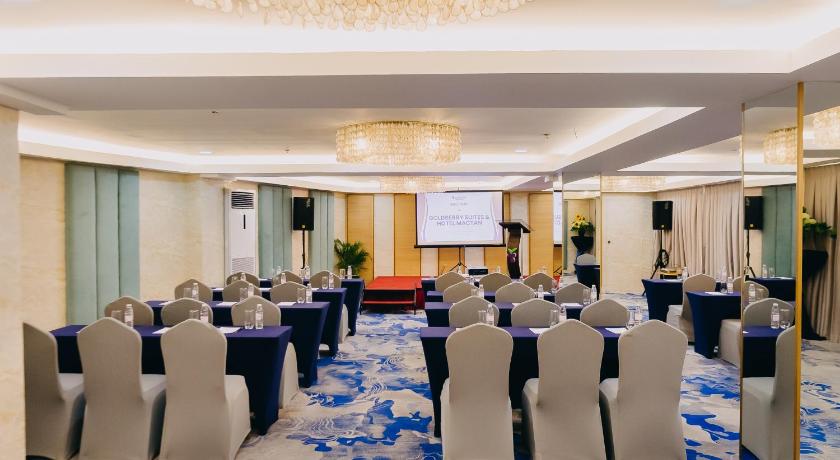 Goldberry Suites & Hotel Mactan - image 10