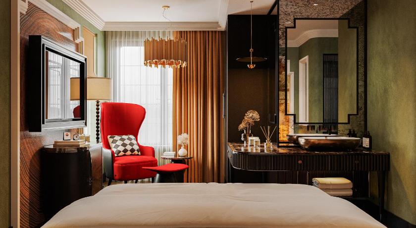 Hanoi L'heritage Premium Hanoi Central  5-Star Hotel lobby