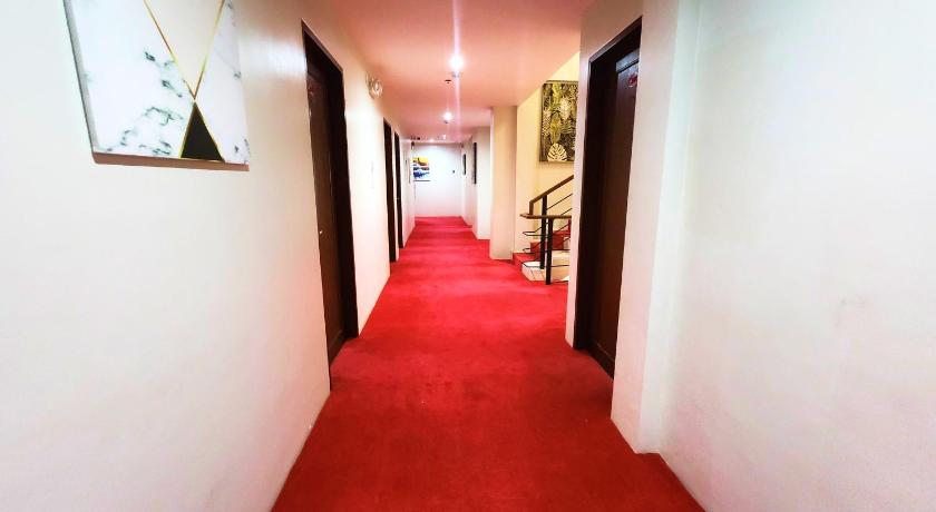 Cebu DLT Suites Cebu powered by Cocotel 3-Star Hotel lobby