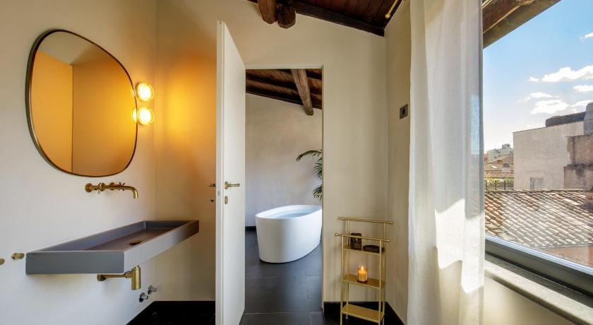 로마 Palazzo Serpe Suites near Colosseum 4성급 호텔 스위트룸