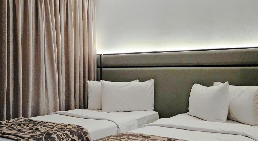 Image of Double Room with Private External Bathroom 1