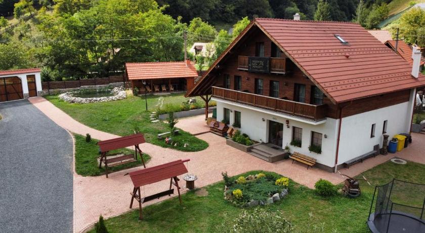 Casa cu Povesti