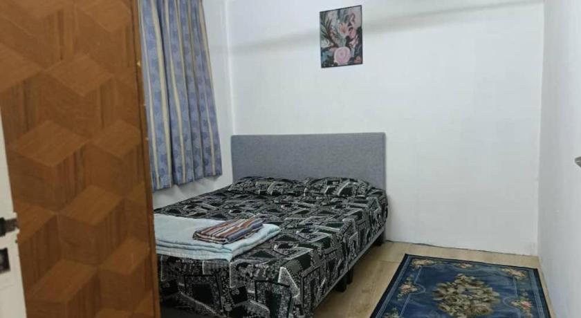 알로스타 / 알로르세타르 알러 세타 시티 센터의 아파트먼트 (800m², 침실 3개, 프라이빗 욕실 2개) (HOMESTAY BUDGET ALOR SETAR) 3성급 게스트하우스 외관