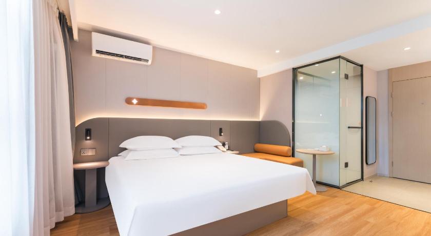 Image of Deluxe Double Room 1