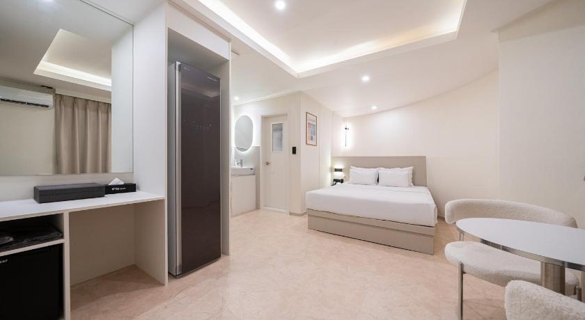 Bucheon No25 Hotel Songnae Station Hotel suite