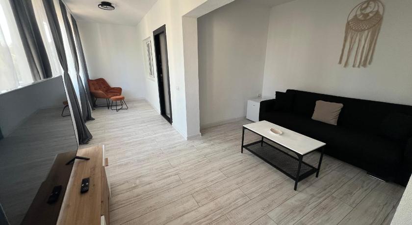 2 Mai Pensiunea AVAL 3-Star Hotel view