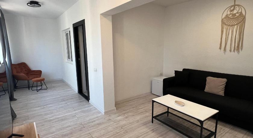 2 Mai Pensiunea AVAL 3-Star Hotel suite