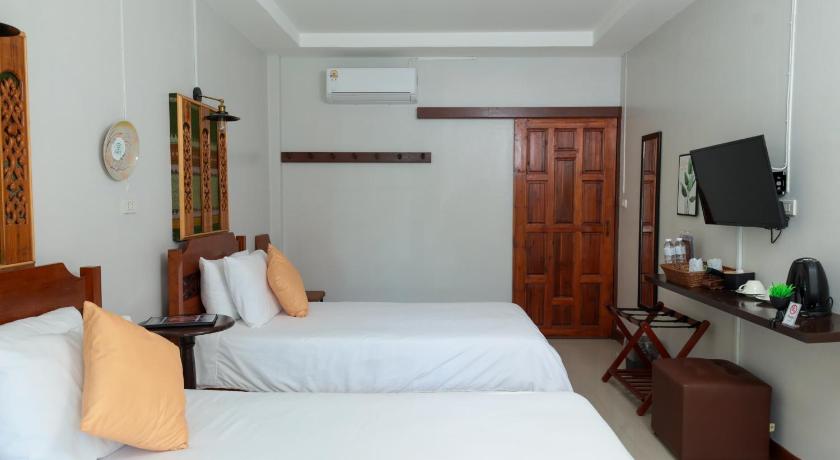 Image of Standard Twin Room 3