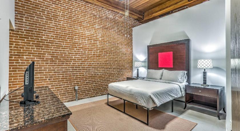 セントルイス (MO) Denim Lofts-3BR DWTN Loft-Parking-Laundry 4A 4つ星 宿泊施設 スイート