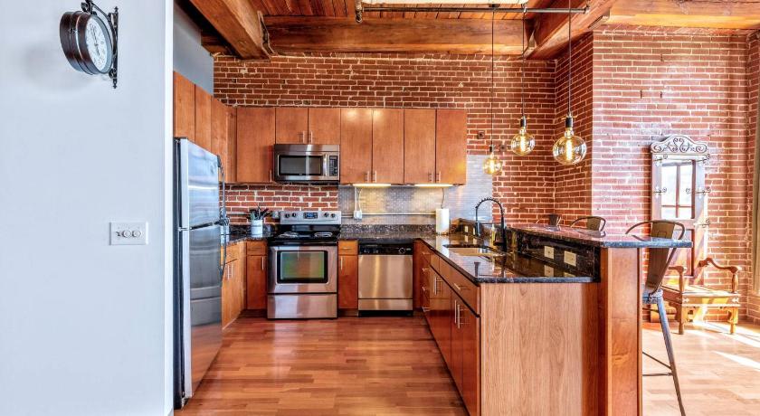 세인트 루이스 (MO) Holiday Magic Awaits-Host in STL DWTN Loft-6D 4성급 숙소 레스토랑