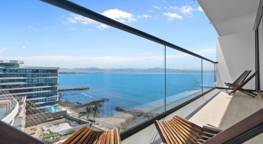 Unforgettable Holidays by the Ocean