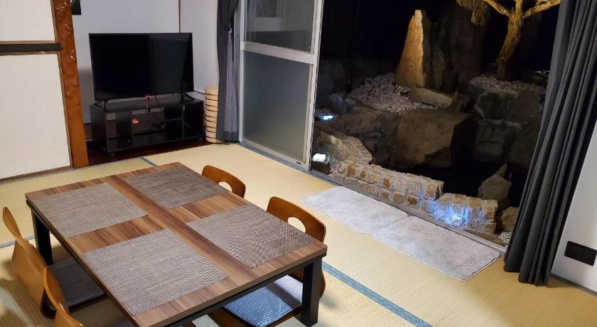 Takamatsu Natural open-air hot spring Chizu - Vacation STAY 16412v 3-Star Accommodation pool