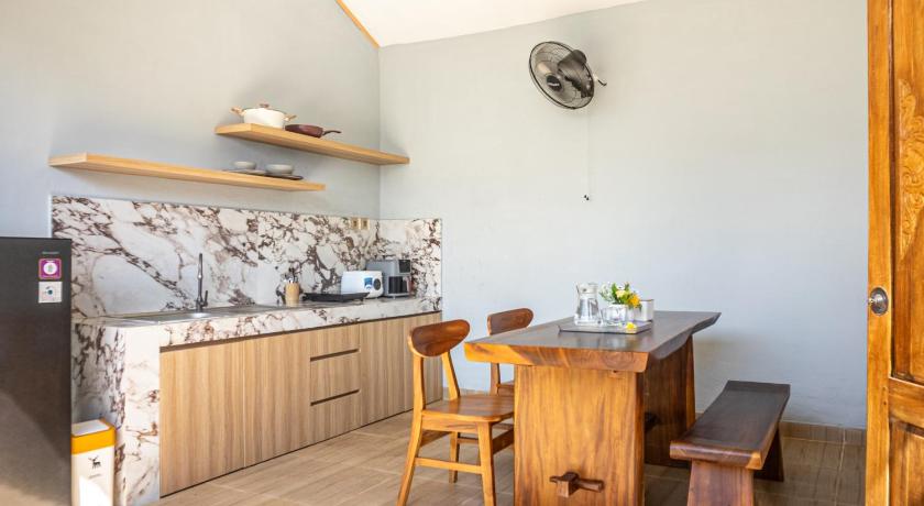 バリ KOTOA VILLA 68 4つ星 ホテル レストラン