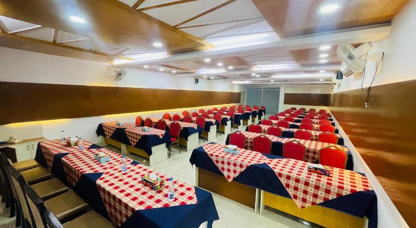 Susitikimų kambariai / pobūvių salės Hotel 71 INN Bogura