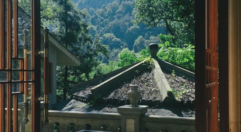 Liuchunwu Resort in Tianmu Mountain - image 13
