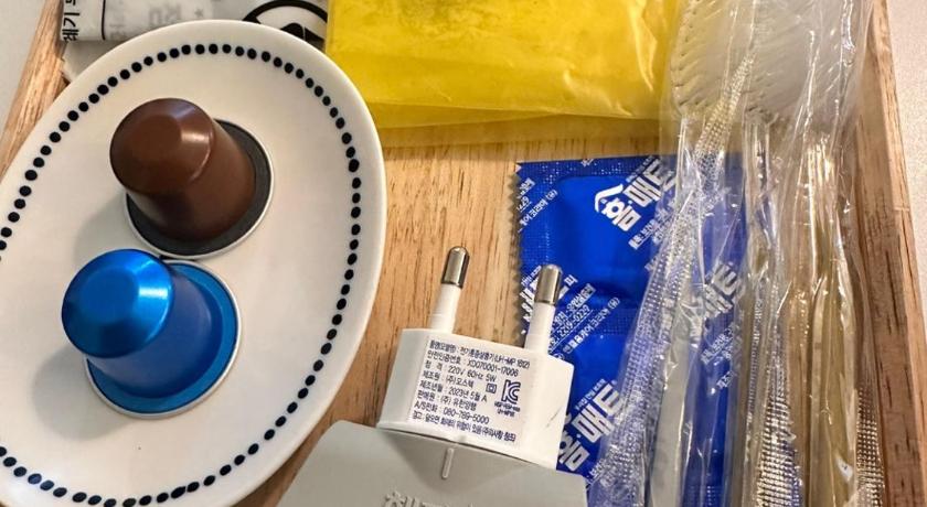 首尔 HAPPY STAY in seoul near kspo dome, #LotteTower #FreeParking #7NightsAirportPickup #GroupStay #DDP # 4星级 单人房 客房