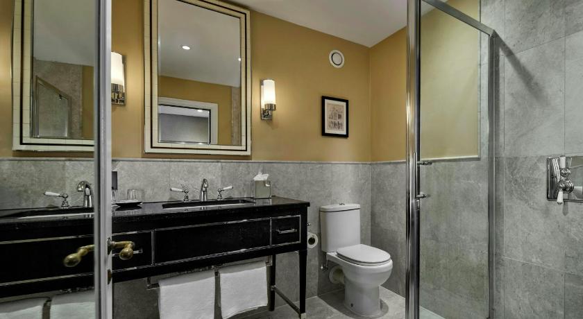 Image of Deluxe Twin Room 4