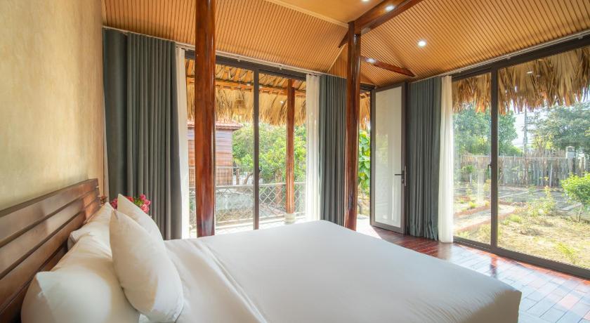 Image of 3 Bedroom Suite Pool Villa 0