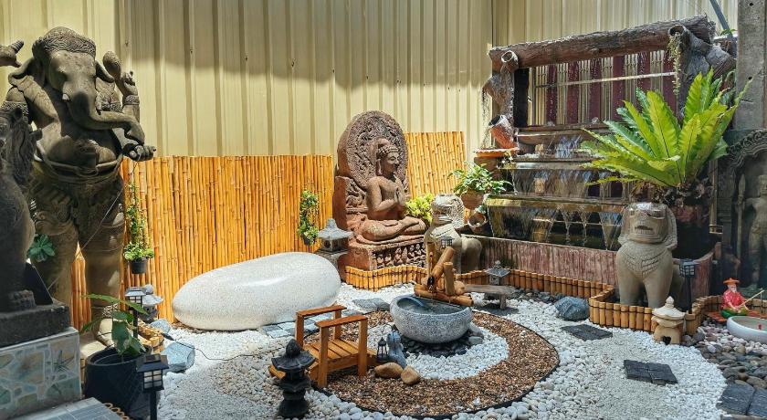 Baan Inta Hostel - image 4