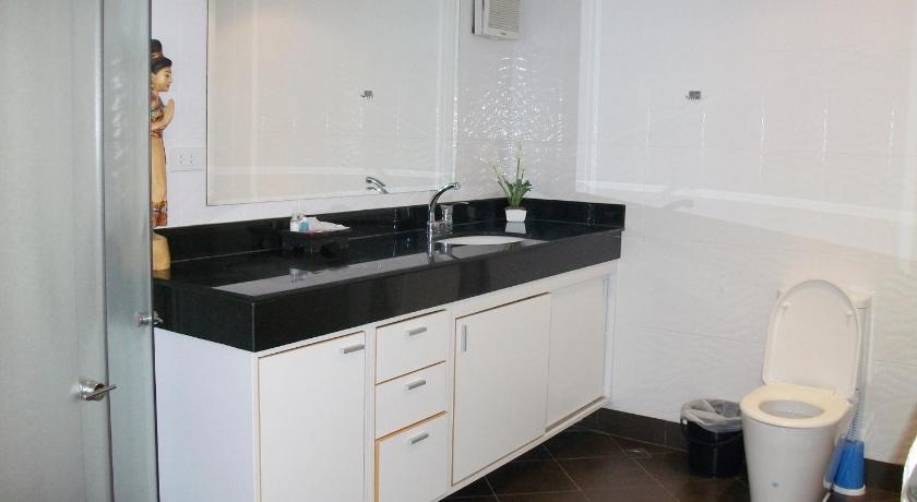 Image of 1 Bedroom Deluxe Apartment 7