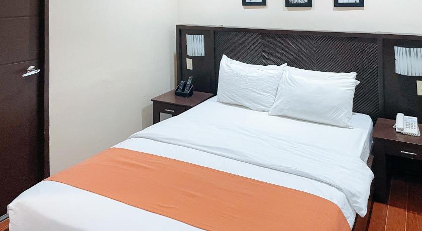 Image of Deluxe Room 6