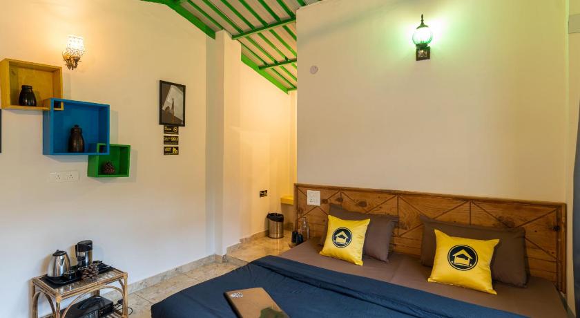 Standard Double Room with Mountain View