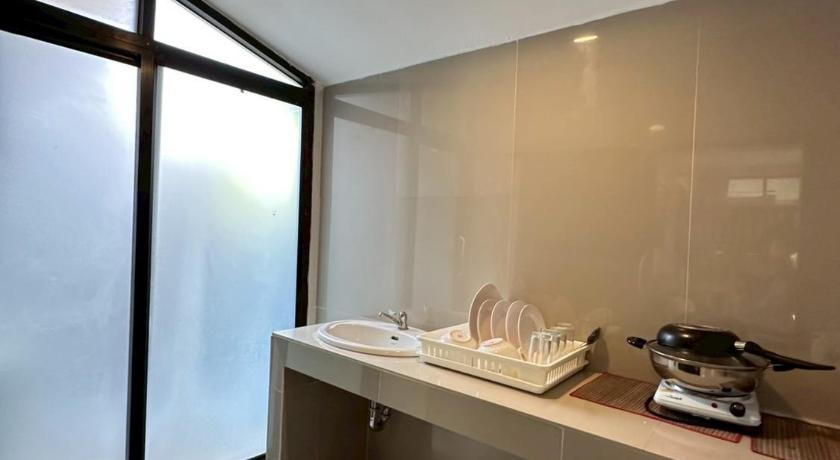 Image of Family Room 1