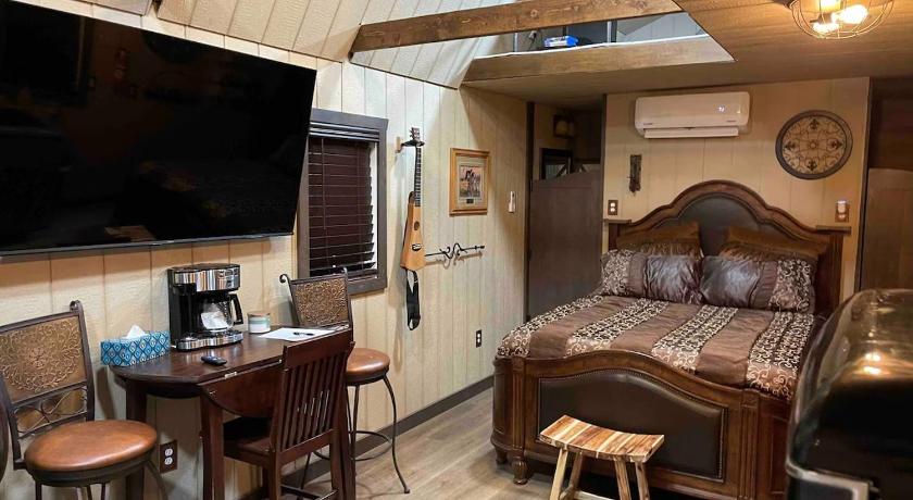 コロラドシティ Cowboy Cabin at The Wild West 40 Homestead 3つ星 宿泊施設 客室