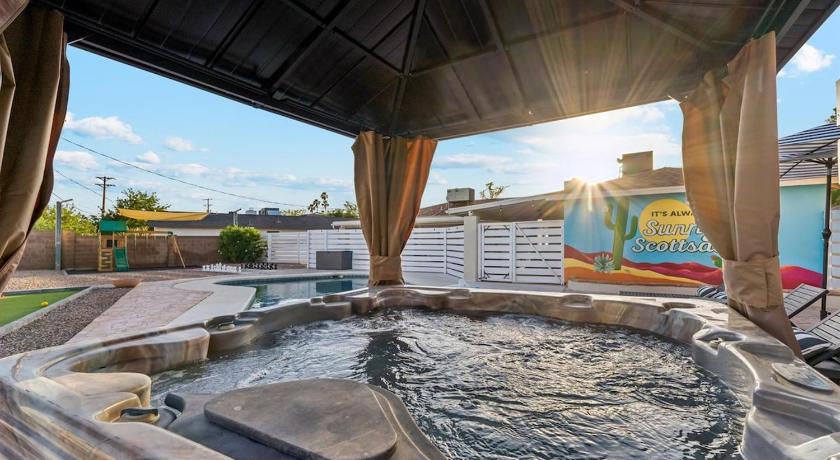 피닉스 (AZ) Relaxing Casita - Pool - Spa - Prime Location 4성급 숙소 객실