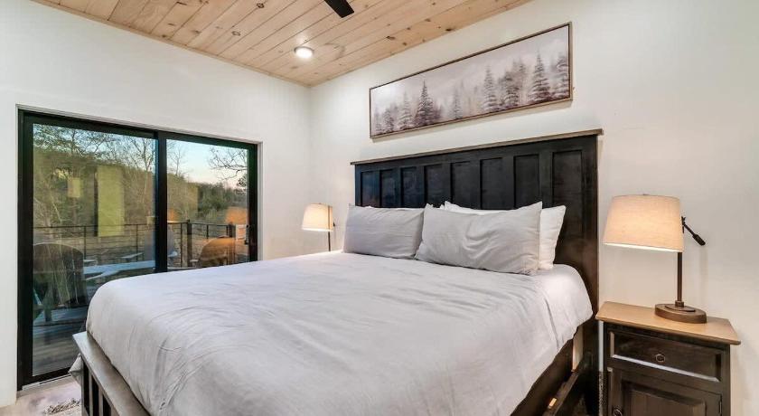 세비어빌 (TN) Peaceful Getaway Luxe Cabin w Private Pool 4성급 숙소 스위트룸