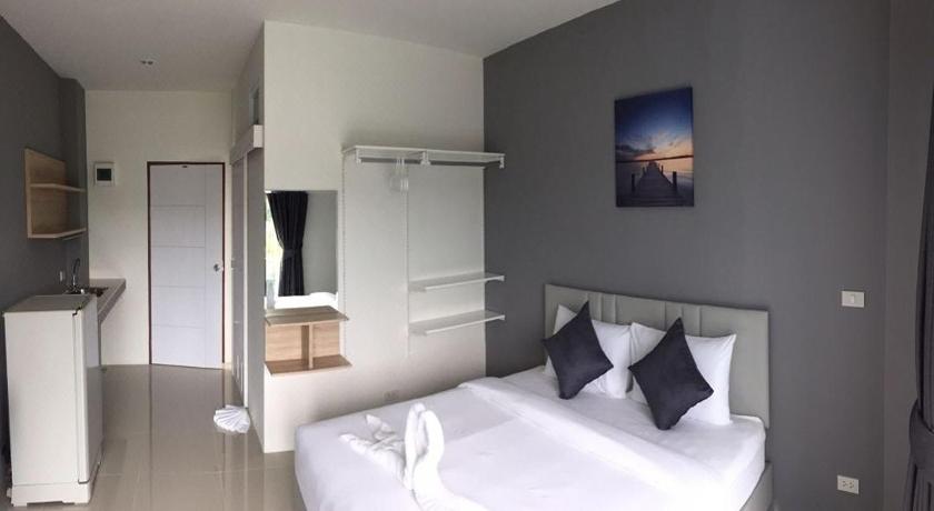 Image of Double Room with Garden View 4